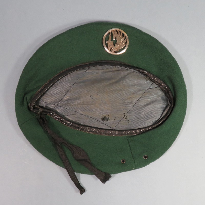 BERET VERT EN 3 PARTIES PARACHUTISTE MODELE 1947 DU REP LEGION ETRANGERE TAP INDOCHINE ALGERIE